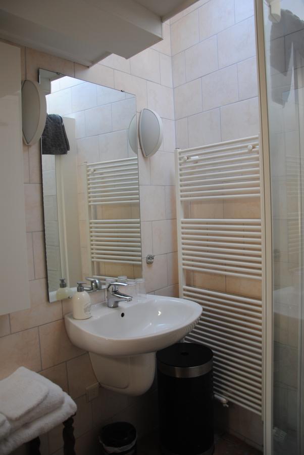 Bed & Breakfast Adrichem En Scherpenseel Middelburg Exteriör bild